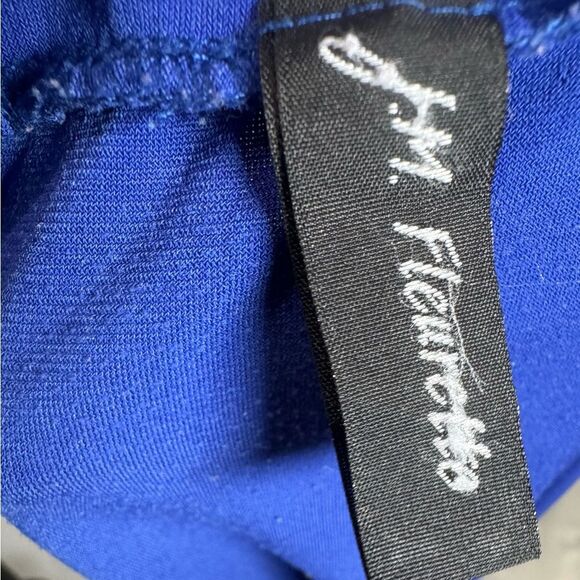 J.M. Fleurette royal blue slip knot top size medium - Picture 4 of 6